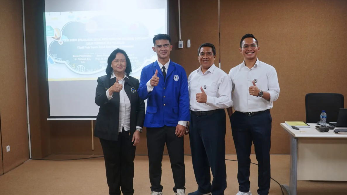 PRATAMA ARHAN SELESAIKAN SIDANG HASIL, BAKAL JADI LULUSAN PERTAMA UDINUS YANG GUNAKAN IJAZAH BLOCKCHAIN